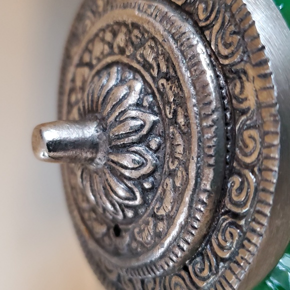 Relaxus Soy Wax Candle, Cedarwood &  Redwood Scent In A Vintage Glass Jar - Picture 10 of 10